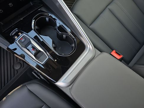 Used 2026 Audi Q5 Premium AWD/4WD image 25