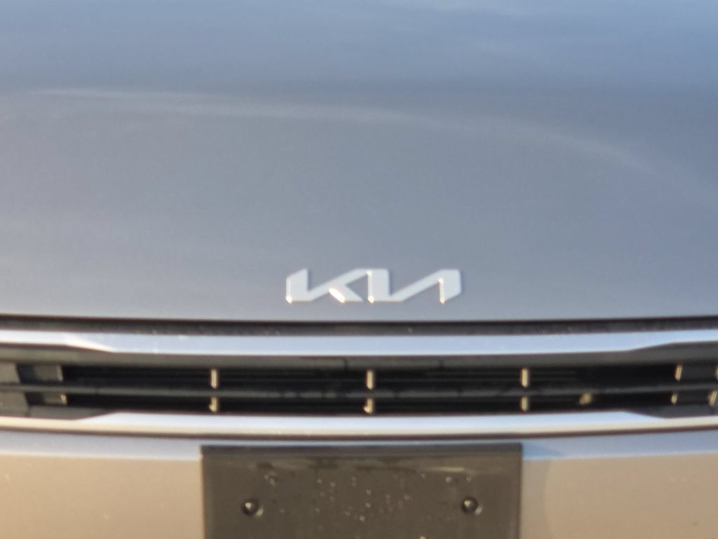 Used 2025 Kia K4 FWD image 30