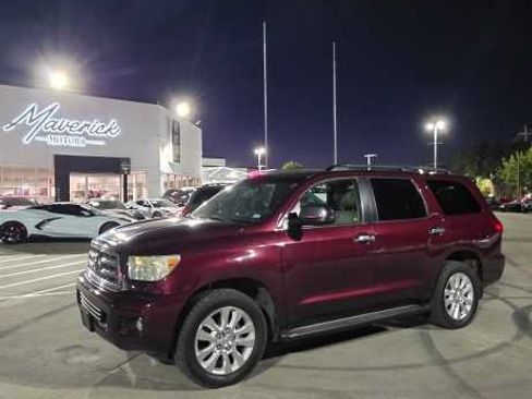 Used 2010 Toyota Sequoia Platinum RWD image 1