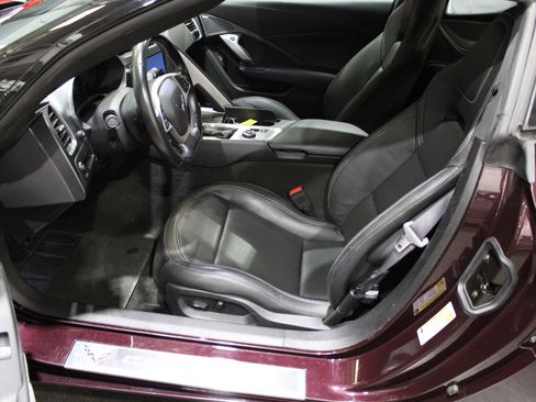 Used 2017 Chevrolet Corvette Stingray Coupe w/ 1LT image 20