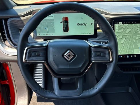 Used 2024 Rivian R1S Adventure image 23