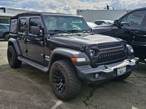 Used 2018 Jeep Wrangler Unlimited Sport S image 1