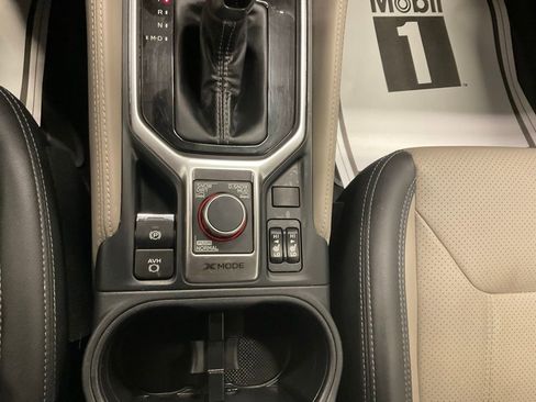 Used 2024 Subaru Forester Limited w/ Convenience Package image 21