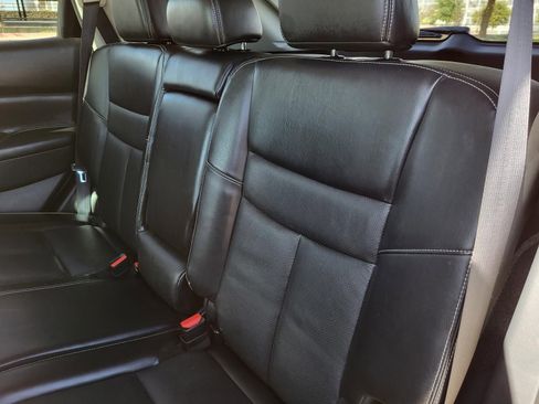 Certified 2017 Nissan Murano Platinum w/ Platinum Technology Package image 22