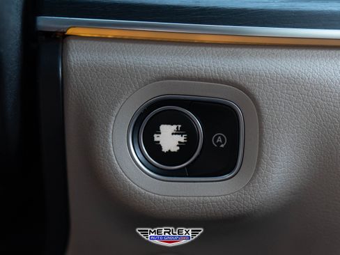 Used 2020 Mercedes-Benz GLS 450 4MATIC image 35