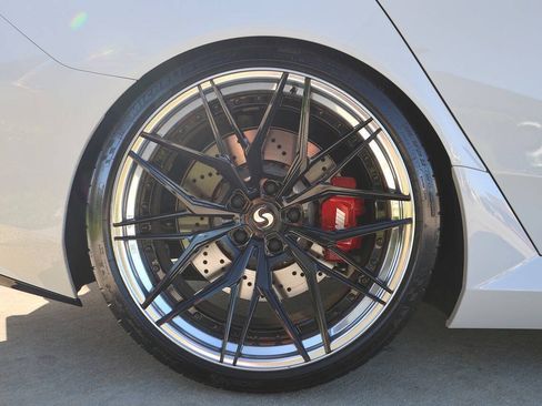 Used 2026 BMW M5 w/ Executive Package AWD/4WD image 56