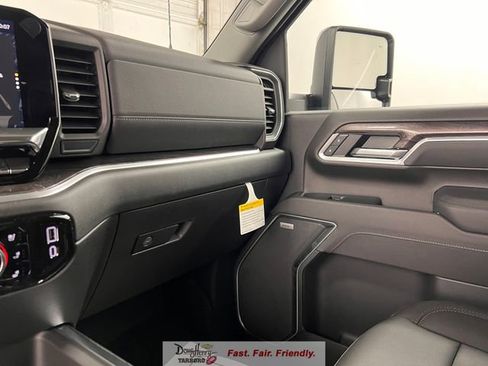 New 2026 Chevrolet Silverado 3500 LTZ w/ LTZ Convenience Package AWD/4WD image 45