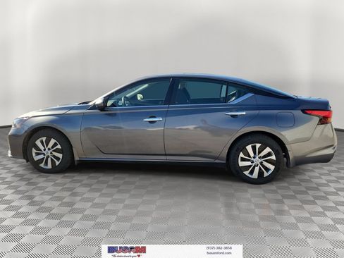 Used 2023 Nissan Altima 2.5 S FWD image 3