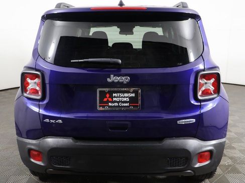 Used 2020 Jeep Renegade Latitude w/ UConnect 8.4 Nav Group image 9