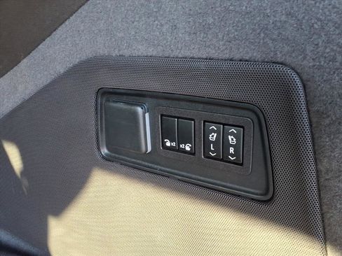 Certified 2023 Cadillac Escalade ESV Sport w/ Touring Package image 13