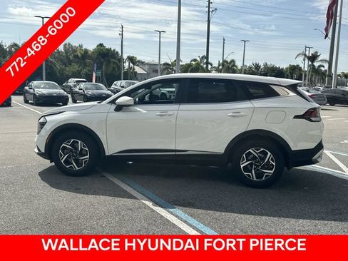 Used 2024 Kia Sportage LX FWD image 11