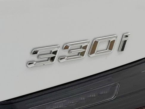 New 2026 BMW 330i Sedan w/ Convenience Package image 20