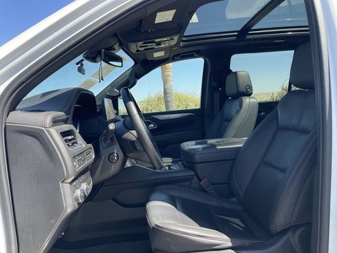 Used 2024 Chevrolet Tahoe RST w/ Luxury Package AWD/4WD image 18