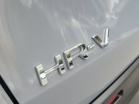 Certified 2024 Honda HR-V Sport image 8