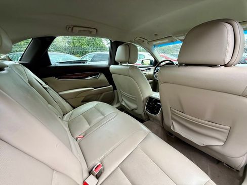 Used 2014 Cadillac XTS Luxury FWD image 31