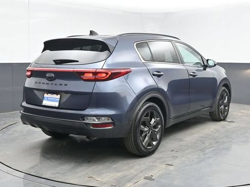 Used 2022 Kia Sportage Nightfall Edition FWD image 10