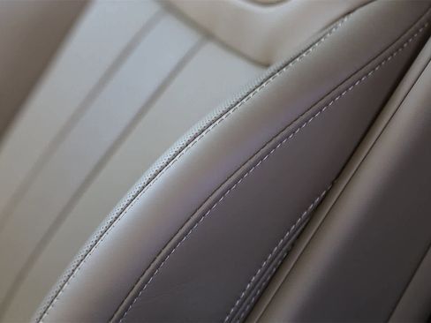 New 2025 Land Rover Range Rover Autobiography image 23