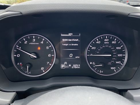 Used 2025 Subaru Crosstrek 2.5i Limited w/ Crosstrek Mirror Package image 11