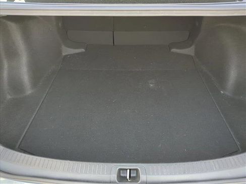 Used 2022 Toyota Corolla LE image 23