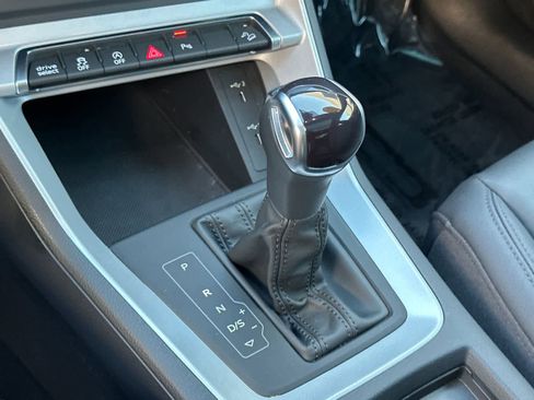 Used 2022 Audi Q3 2.0T Premium image 21