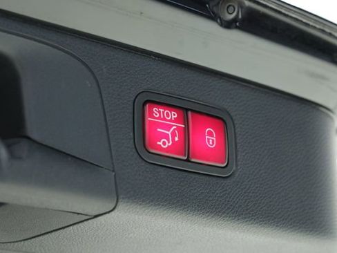 Used 2022 Mercedes-Benz GLC 300 4MATIC w/ Premium Package Lite image 37