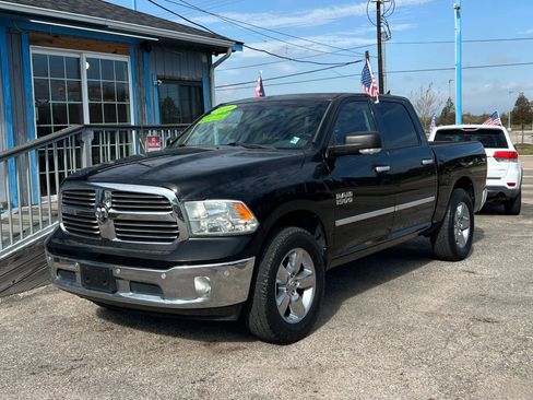 Used 2014 RAM 1500 Lone Star image 2