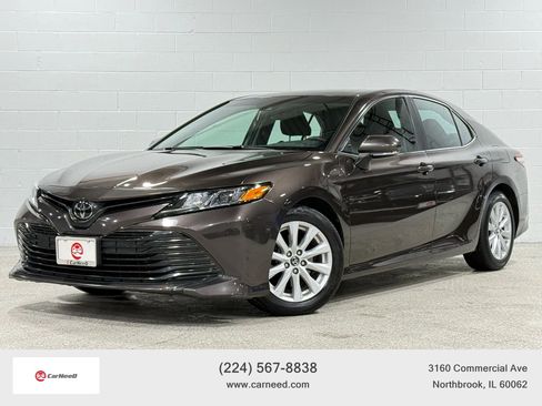 Used 2018 Toyota Camry L image 1