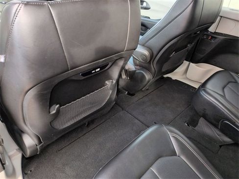 Certified 2024 Chrysler Pacifica Touring-L image 26