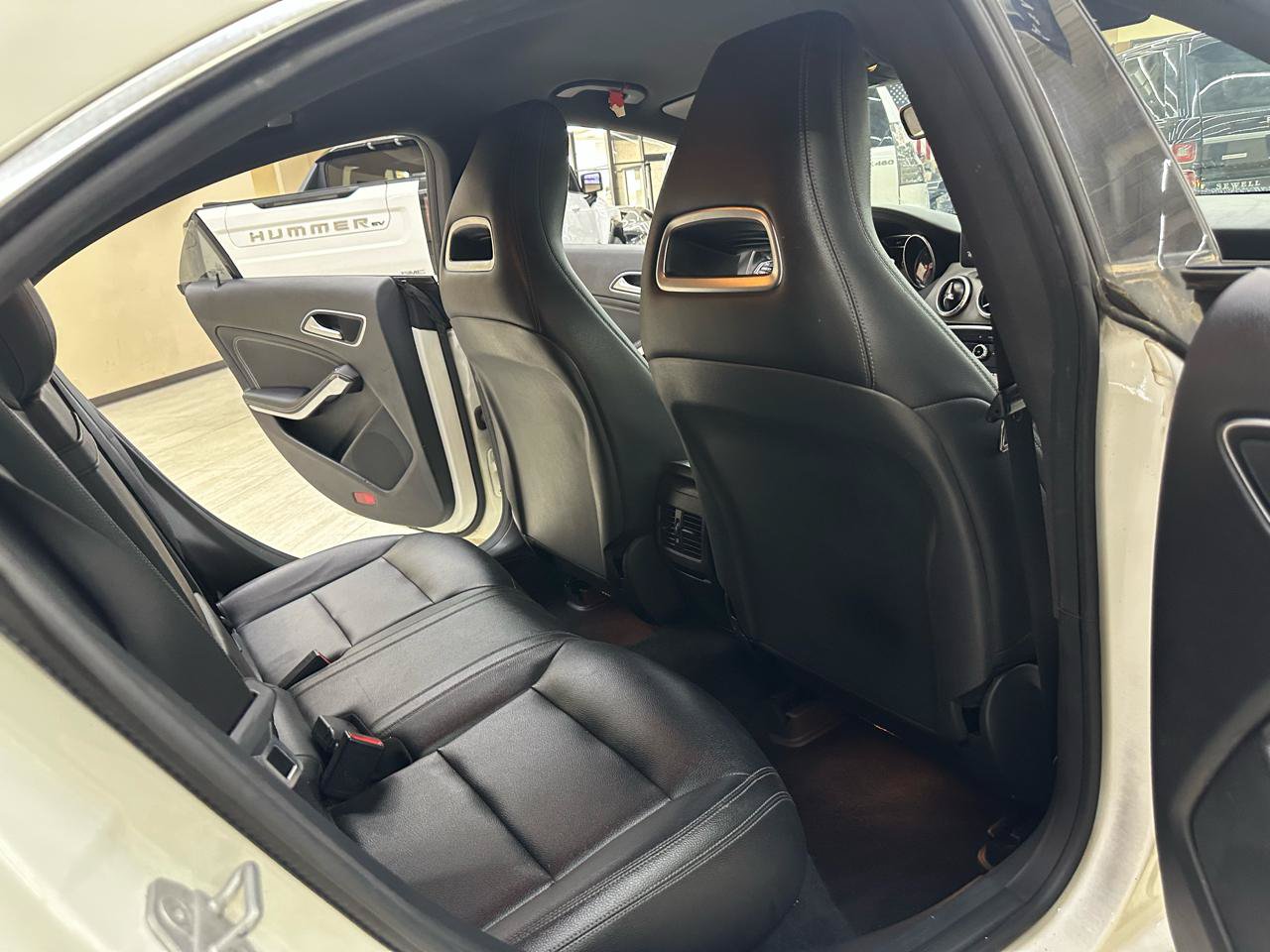 Used 2017 Mercedes-Benz CLA 250 4MATIC image 33