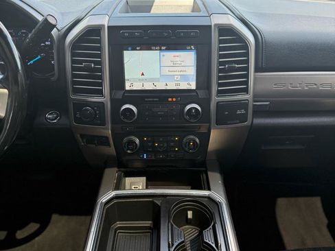 Used 2018 Ford F250 Platinum w/ Platinum Ultimate Package AWD/4WD image 16