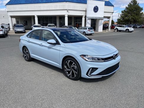 Certified 2025 Volkswagen Jetta SEL FWD image 2