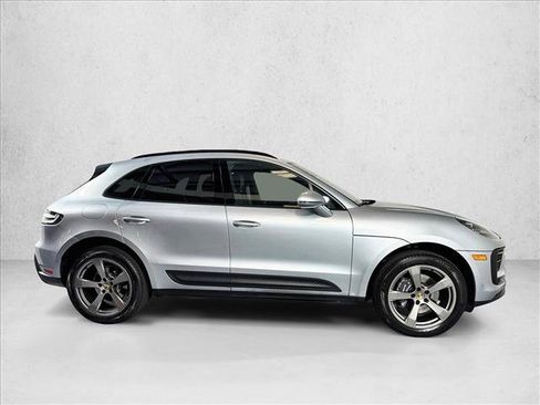 Certified 2025 Porsche Macan Turbo AWD/4WD image 8