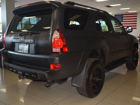 Used 2003 Toyota 4Runner SR5 AWD/4WD image 10