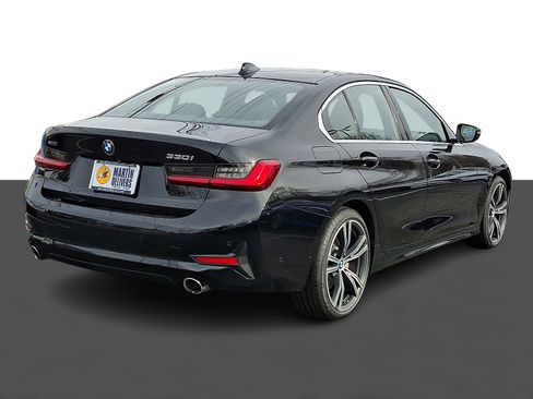 Used 2021 BMW 330i xDrive Sedan w/ Premium Package image 6