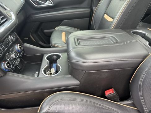 Used 2021 GMC Yukon AT4 w/ AT4 Premium Plus Package AWD/4WD image 25