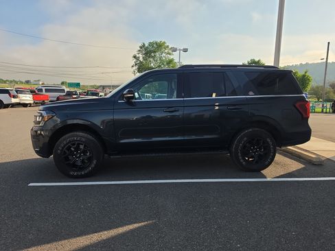 Used 2024 Ford Expedition Timberline AWD/4WD image 7