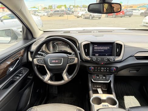 Used 2021 GMC Terrain Denali w/ Denali Premium Package AWD/4WD image 22