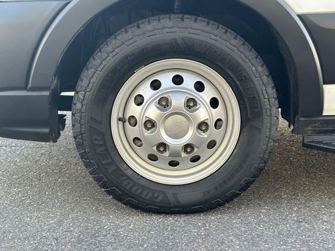 Used 2023 Ford Transit 350 XL image 22