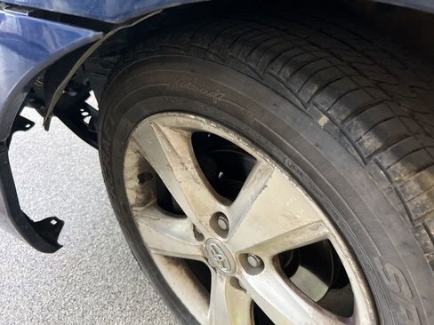 Used 2011 Toyota Camry SE w/ SE Extra-Value Pkg #1 image 10