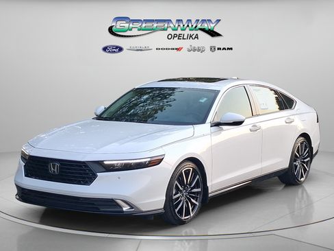 Used 2026 Honda Accord Touring image 3
