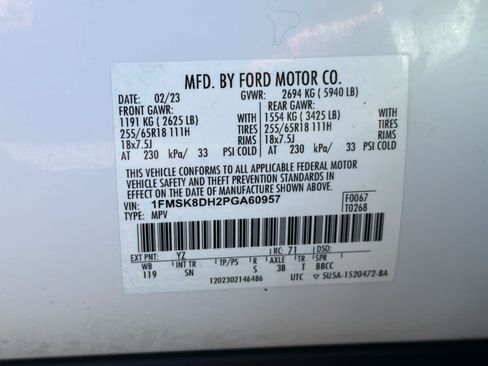 Certified 2023 Ford Explorer XLT w/ Equipment Group 202A AWD/4WD image 30