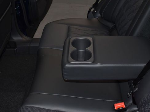 Used 2025 Nissan Rogue Platinum w/ Tech Package image 18