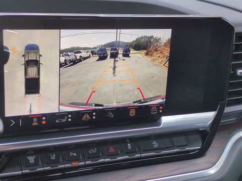 Used 2025 GMC Sierra 2500 SLT w/ SLT Premium Package image 25