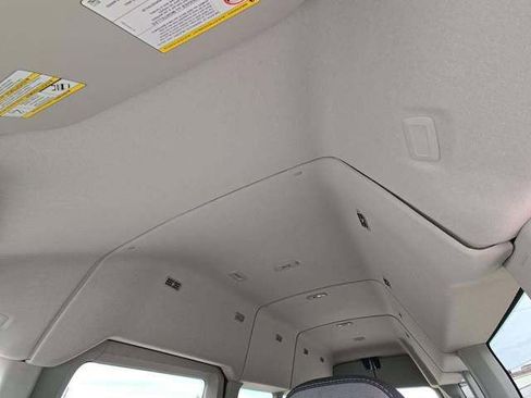 Used 2025 Ford Transit 350 XLT image 6