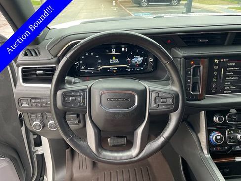 Used 2023 GMC Yukon Denali Ultimate image 15