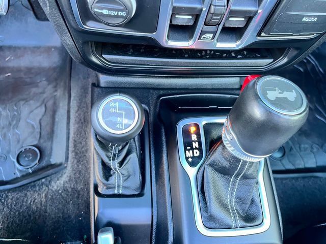 Used 2021 Jeep Wrangler Unlimited Sahara AWD/4WD image 10