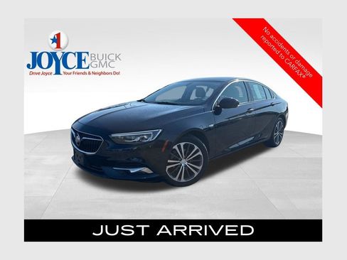 Used 2018 Buick Regal Preferred w/ Driver Confidence Package #1 FWD image 1