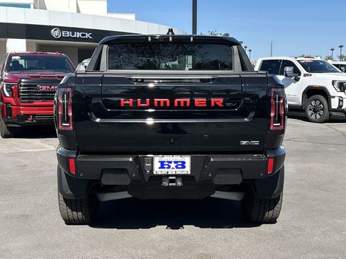 New 2026 GMC Hummer EV 4x4 Crew Cab w/ LPO, Illumination Package image 7