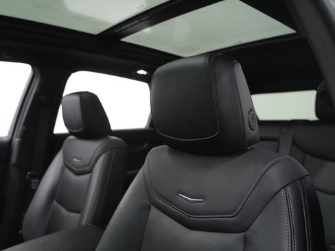 Used 2022 Cadillac XT5 Premium Luxury w/ LPO, Floor Liner Package image 14