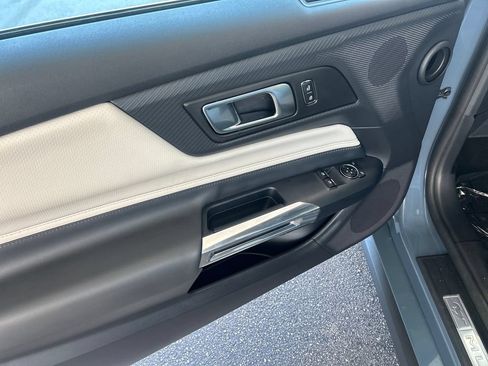 Used 2025 Ford Mustang GT Premium RWD image 12